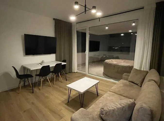 24 C Apartment